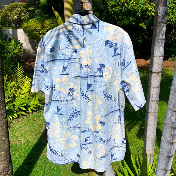 Cooke Street Honolulu Authentic Hawaiian Aloha Shirt - Medium - Picture 6 of 12